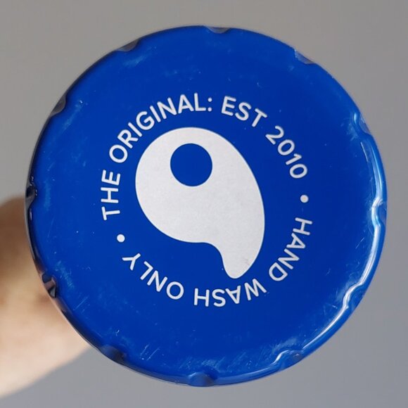 Sip by S'well Stainless Steel Hockey Sticks & Skates 15 oz Water Bottle - Picture 5 of 7